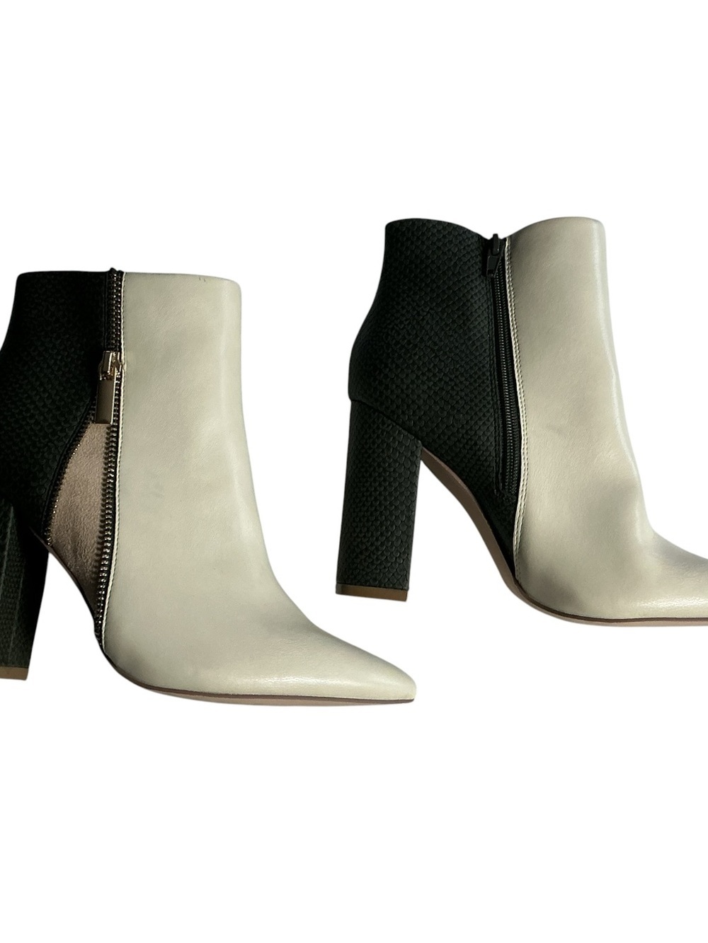 JustFab Rosamund Patchwork Ankle Booties Cream Green Snake Pointed Toe 7.5 - Picture 3 of 11